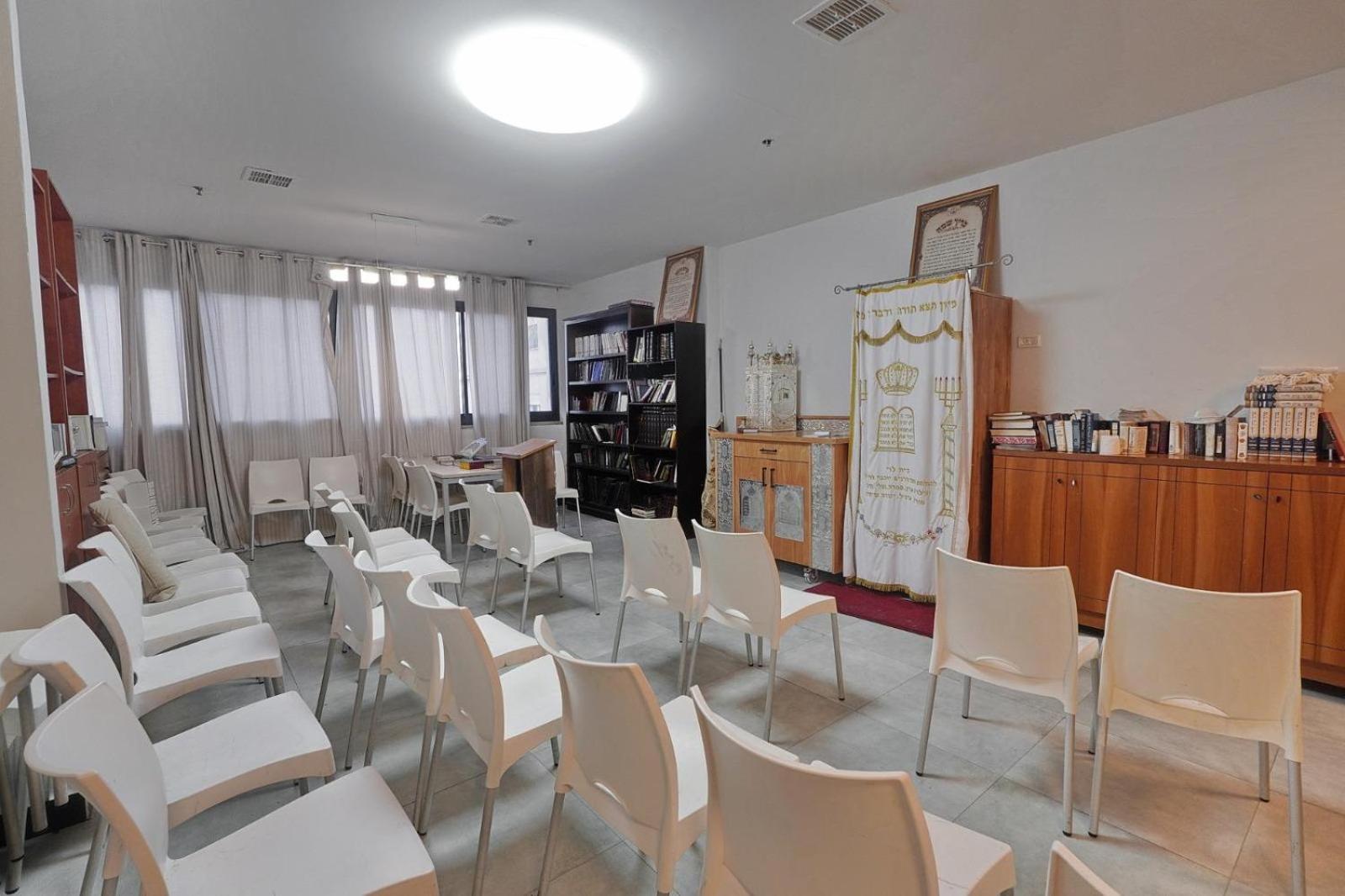 Tower - מגדל Hotel 3*